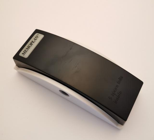 MILLEX MAGNETISK VISKER - SORT