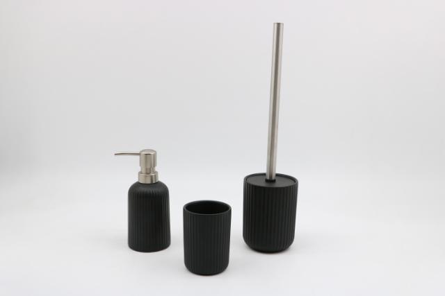 *NORTIQ BADTILBEHØR I KERAMIK MAT SORT