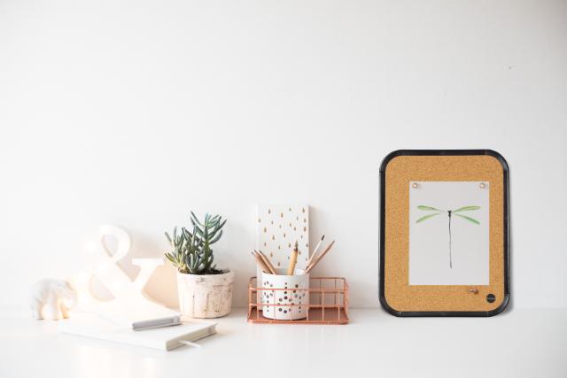 MILLEX KORK TAVLE - M/ SORT RAMME  - KORK