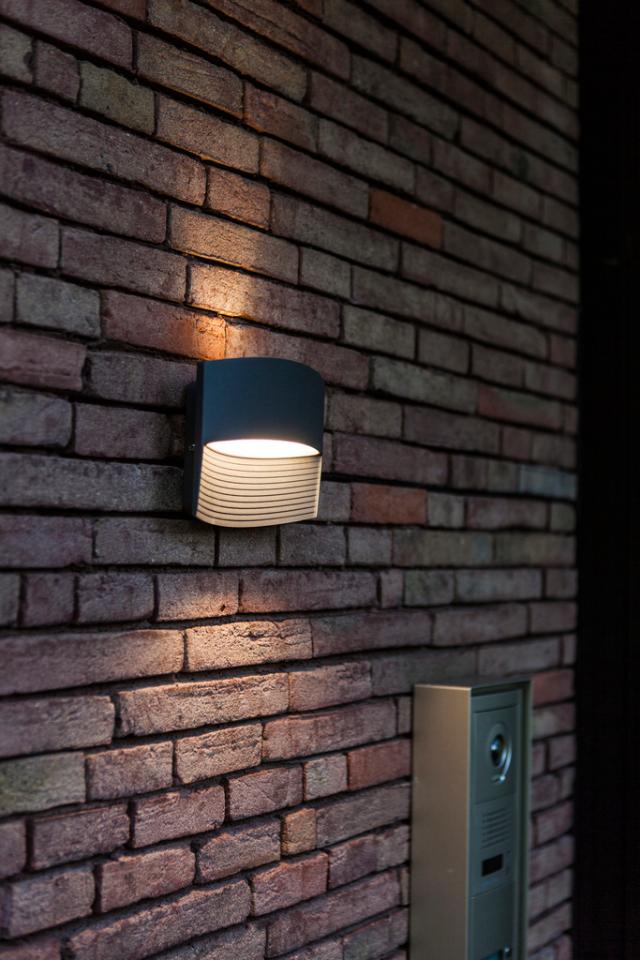 *LUTEC ARCHITECTURAL LOTUS VÆGHÆNGT LAMPE
