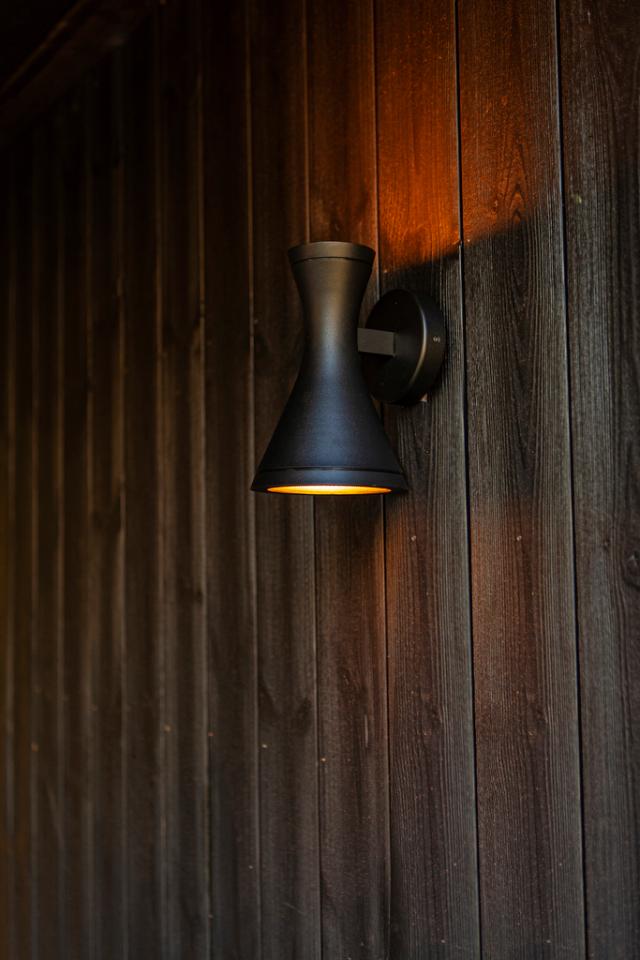 LUTEC ARCHITECTURAL BRUND VÆGHÆNGT LAMPE
