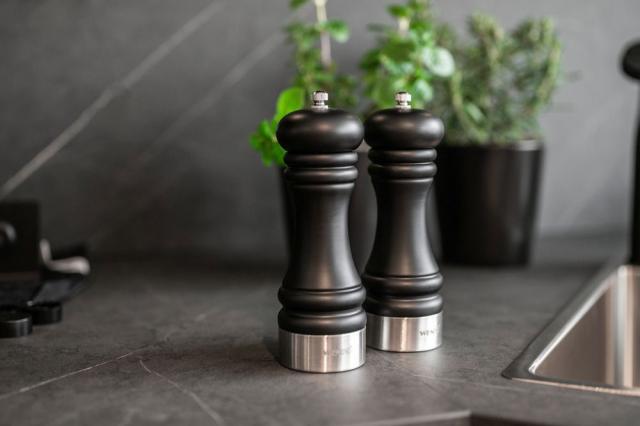 WENKO SALI PEBERKVÆRN - SORT