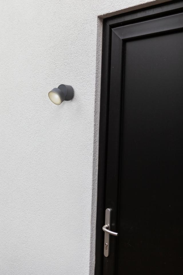 *LUTEC ARCHITECTURAL TRUMPET LAMPE