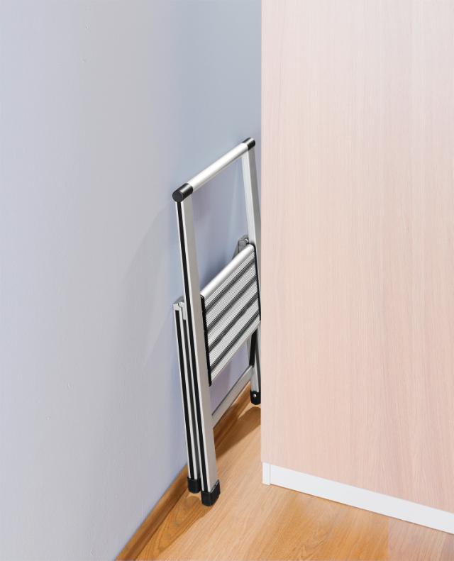 WENKO ALU-DESIGN STIGE MED 1 TRIN - SATIN