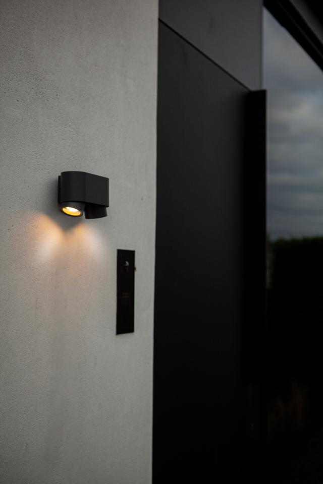*LUTEC ARCHITECTURAL TITAN VÆGHÆNGT LAMPE