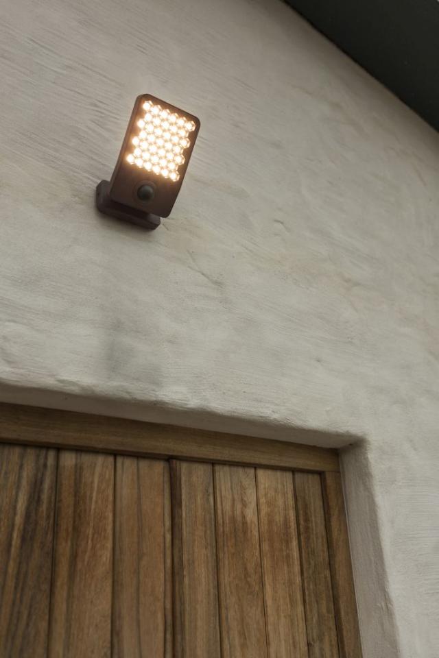 LUTEC ATLANTIS LILLE LED VÆGLAMPE 1 LYS PIR MØRKEGRÅ 4000K