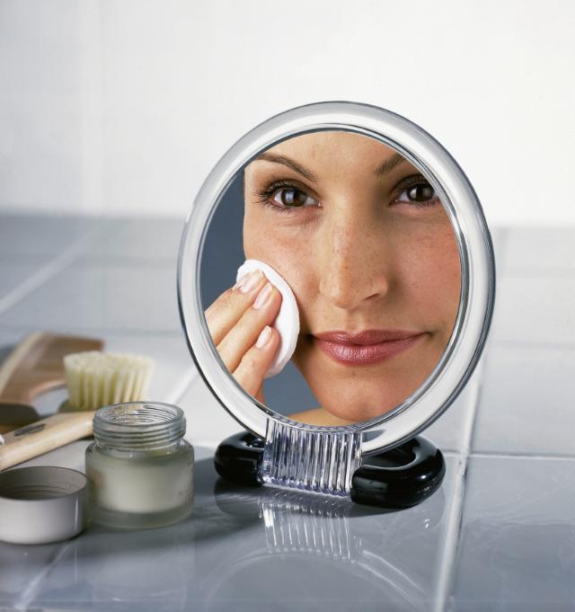 WENKO KOSMETIKSPEJL T/BORD EL. OPHÆNG Ø 13 CM.