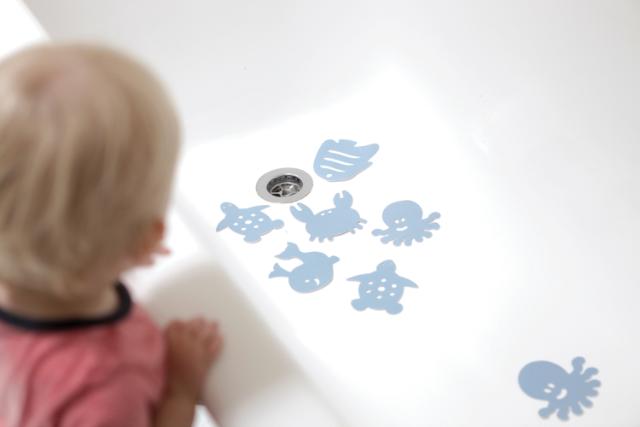 DREAMBABY ANTI-SKRID FIRGURER - GRÅ