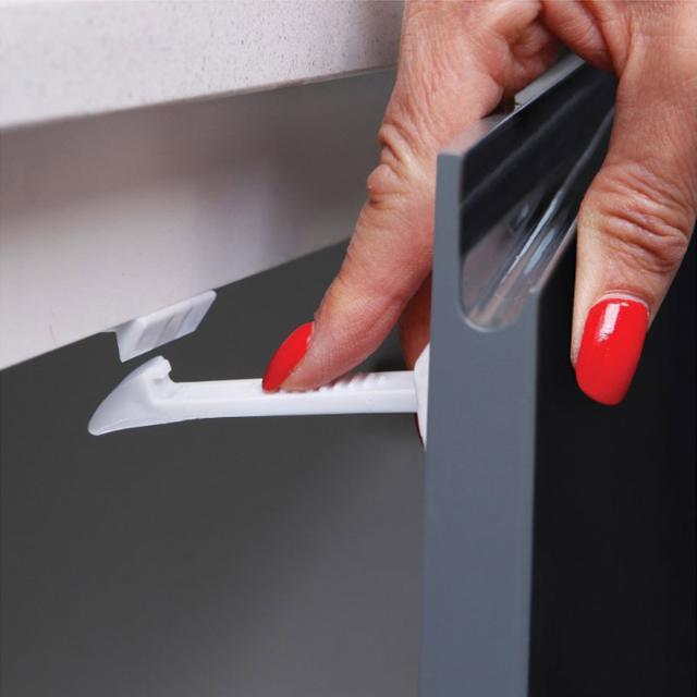 DREAMBABY BØRNESIKRING TIL SKABSLÅGER - HVID