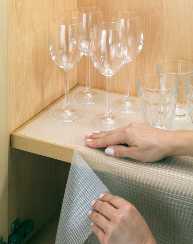 WENKO ANTI-SKRID MÅTTE PERFORERET. 150X50 CM. - TRANSPARENT