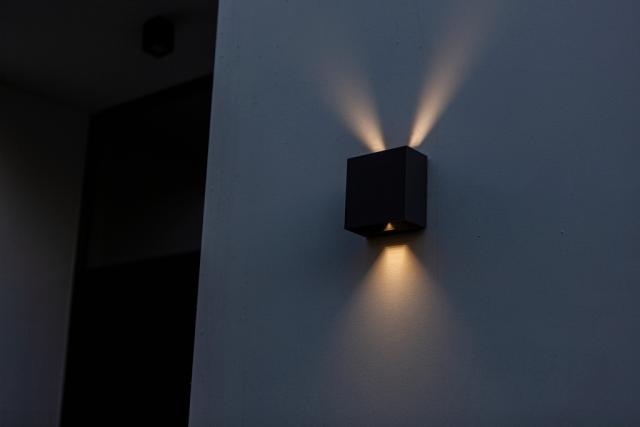 LUTEC ARCHITECTURAL GEMINI BEAMS VÆGHÆNGT LAMPE