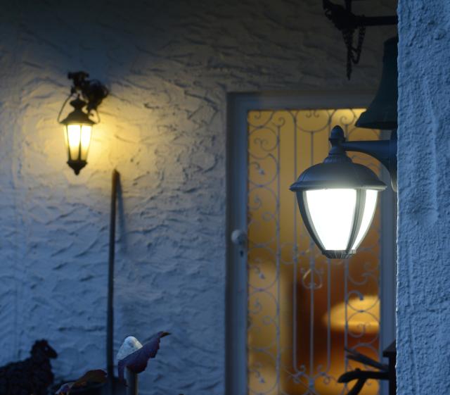 *LUTEC TRADITION UNITE LAMPE