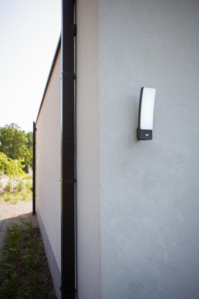 *LUTEC ARCHITECTURAL KIRA VÆGHÆNGT LAMPE