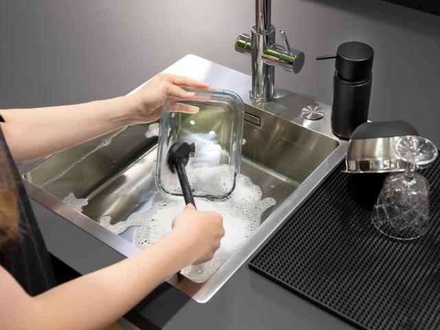 WENKO OUTDOOR OPVASKEBØRSTE - MAT SORT