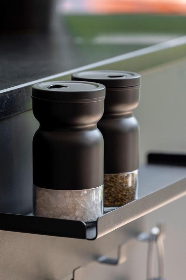 WENKO MELLI SPICE HOLDER - SORT