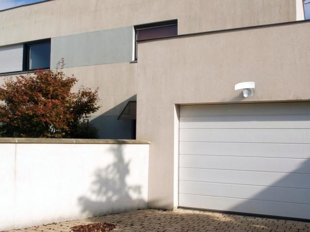 *LUTEC SECURITY ARC LAMPE