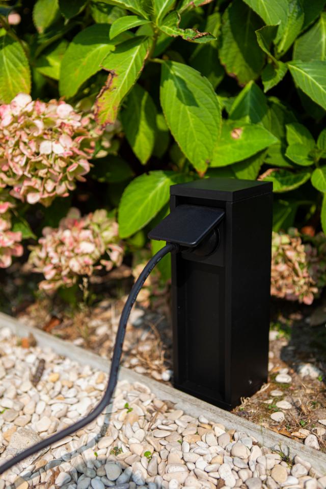 LUTEC ARCHITECTURAL STIKKONTAKT