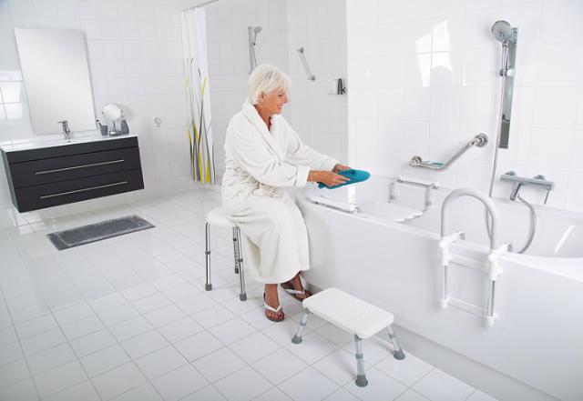 RIDDER ASSISTENT BADTABURET - HVID